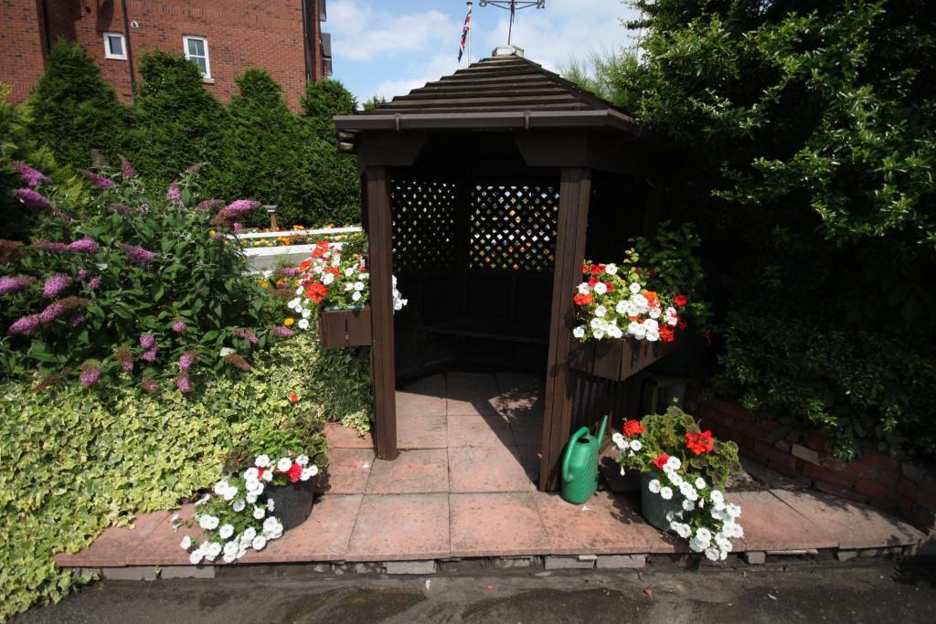 Meadows Way Guest House Uttoxeter Exterior photo